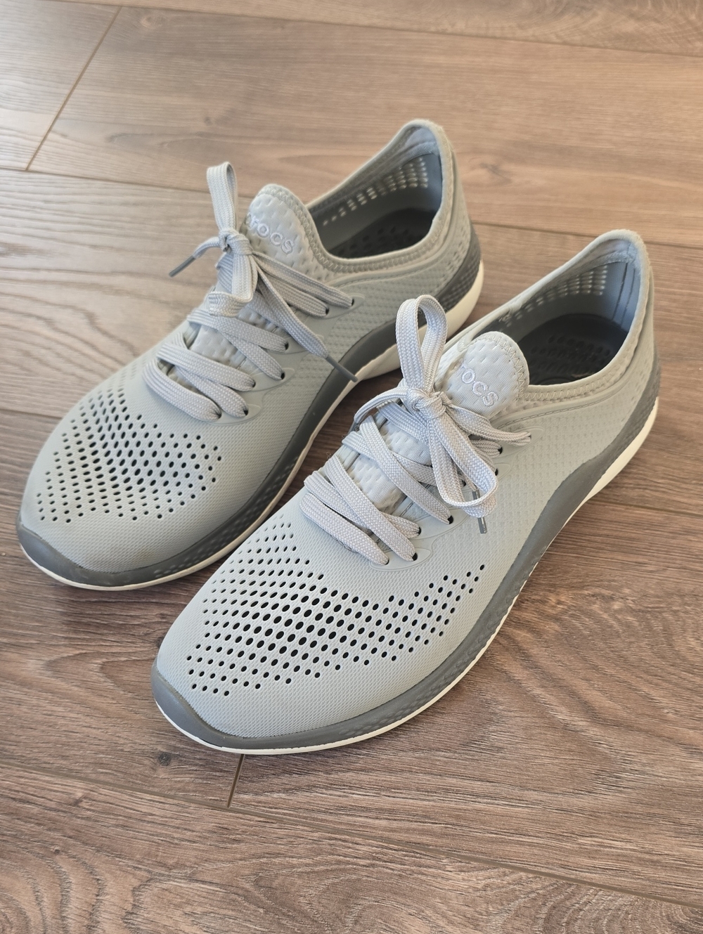 CROCS Men’s Knit Lace-Up Sneakers - Gray